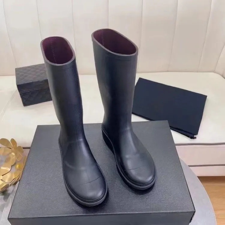 Women designer boots Paris Rain boots men knee high booties 20MM long Arch EVA Rubber platform Rainboots green bright pink black luxury shoes sneakers