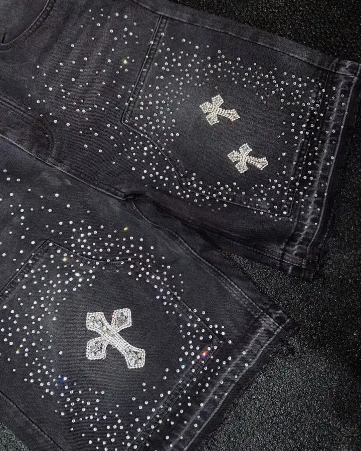 Streetwear Vintage Black Cross Rhinestone Sequin Denim Short Y2K Jeans Men Women Hip Hop Washed Baggy Shorts Over The Knee Pants 251128