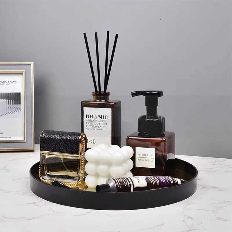 Northern Europe Matel Tray Decorative Ornament for Perfume Jewelry Bracelet Earrings Storage Tray Candle Holder Y251129