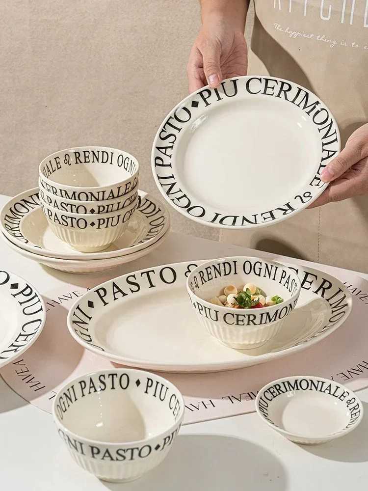 Luxury French Alphabet Ceramics Tableware Western Cuisine Steak Main Dish Plate Ellipse Dish Salad Bowl Spoon Kitchen Porcelain Set Y251129