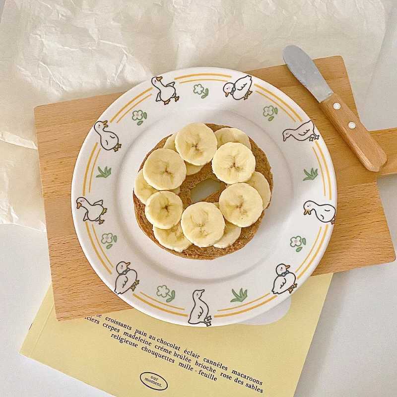 Luxury Cute Creative Porcelain Plate Korean Style Ins Cartoon Household Tableware Breakfast Toast Plates Ceramic Kitchen Supplies Y251129