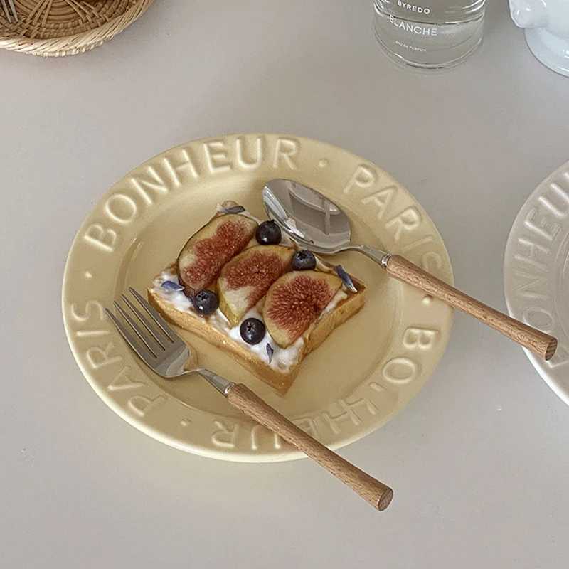 Luxury Korean Gentle Ceramic Dessert Plate Antique Letter Fruit Salad Plates Western Food Steak Afternoon Tea Cake Dishes Y251129