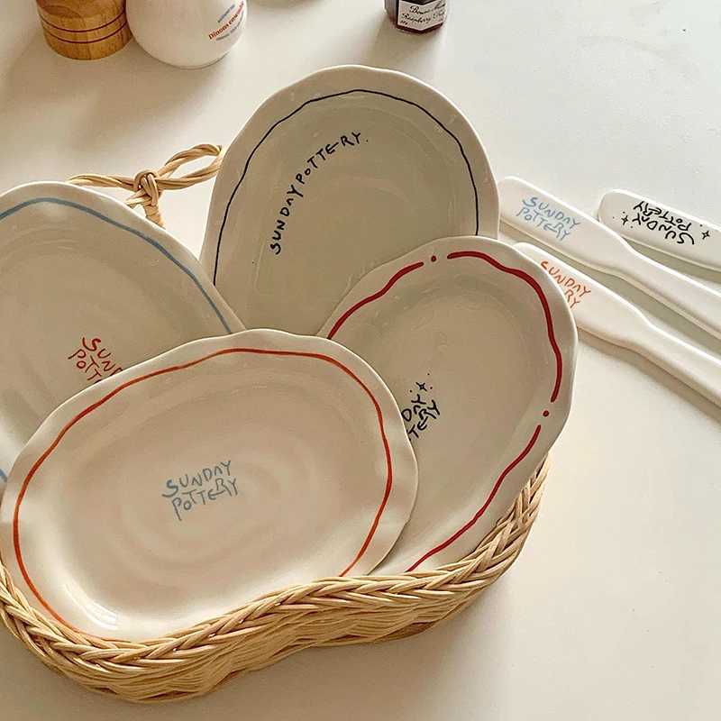 Luxury Ceramic Oval Dessert Plate Irregar Retro Letter Print Pastry Disc Butter Knife Korean Breakfast Plate Tableware Y251129