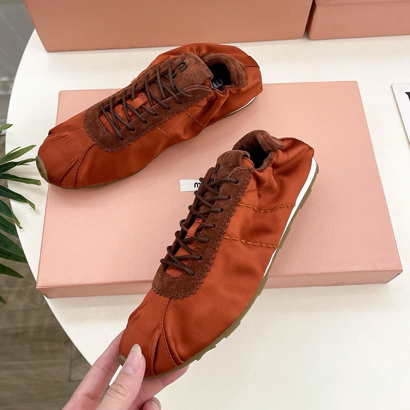 Plume Satin Sneakers 5E570E Ladies Ballet Shoes Womens Satin Casual Shoes Designer Flat Sneakers Star Patterned Tread Rubber Sole Sizes 35 41