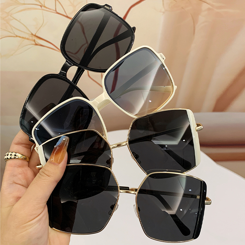 4 pairs of unisex new fashionable large frame sunglasses, leading the trend of fashion