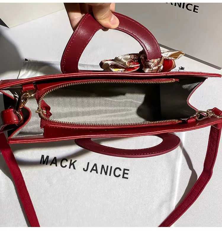 High Quality Red Fashion Striped Women Handbag Textured PU Large Capacity Casual Tote Bag Lady Purse Shoulder Messenger Bag K251128