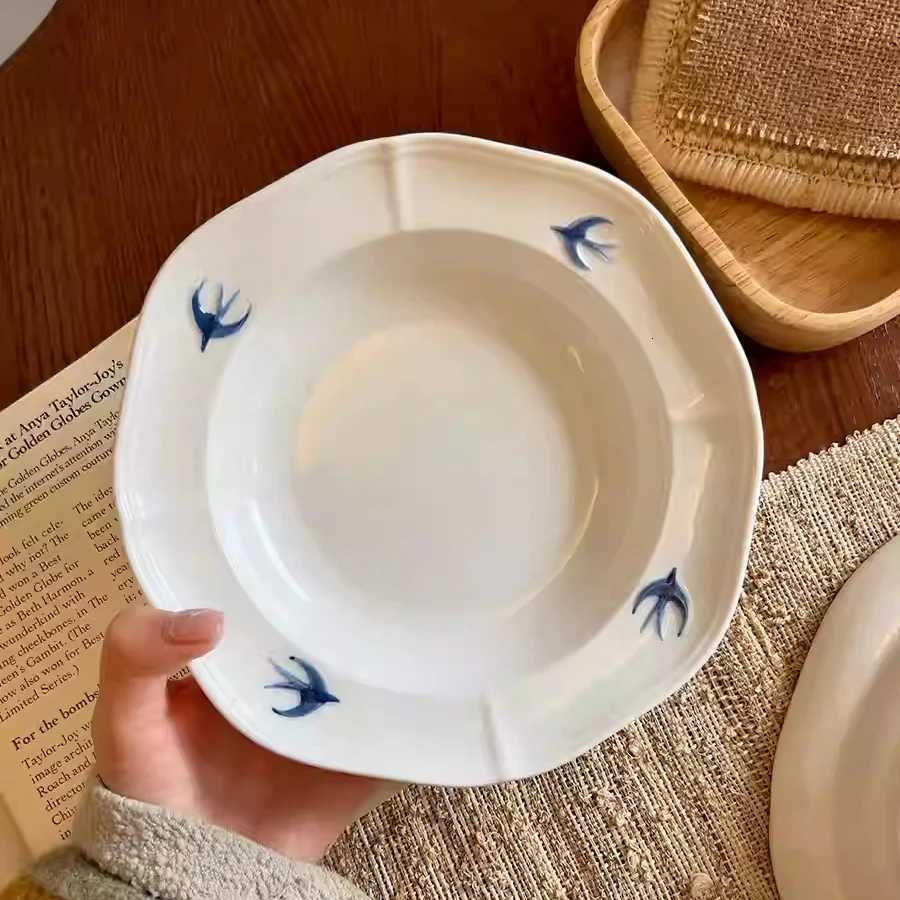 Luxury Swallow Oval Plates High-end Household Ceramic Serving Plate Ins White Breakfast Tray Retro Afternoon Tea Dessert Tableware Y251129