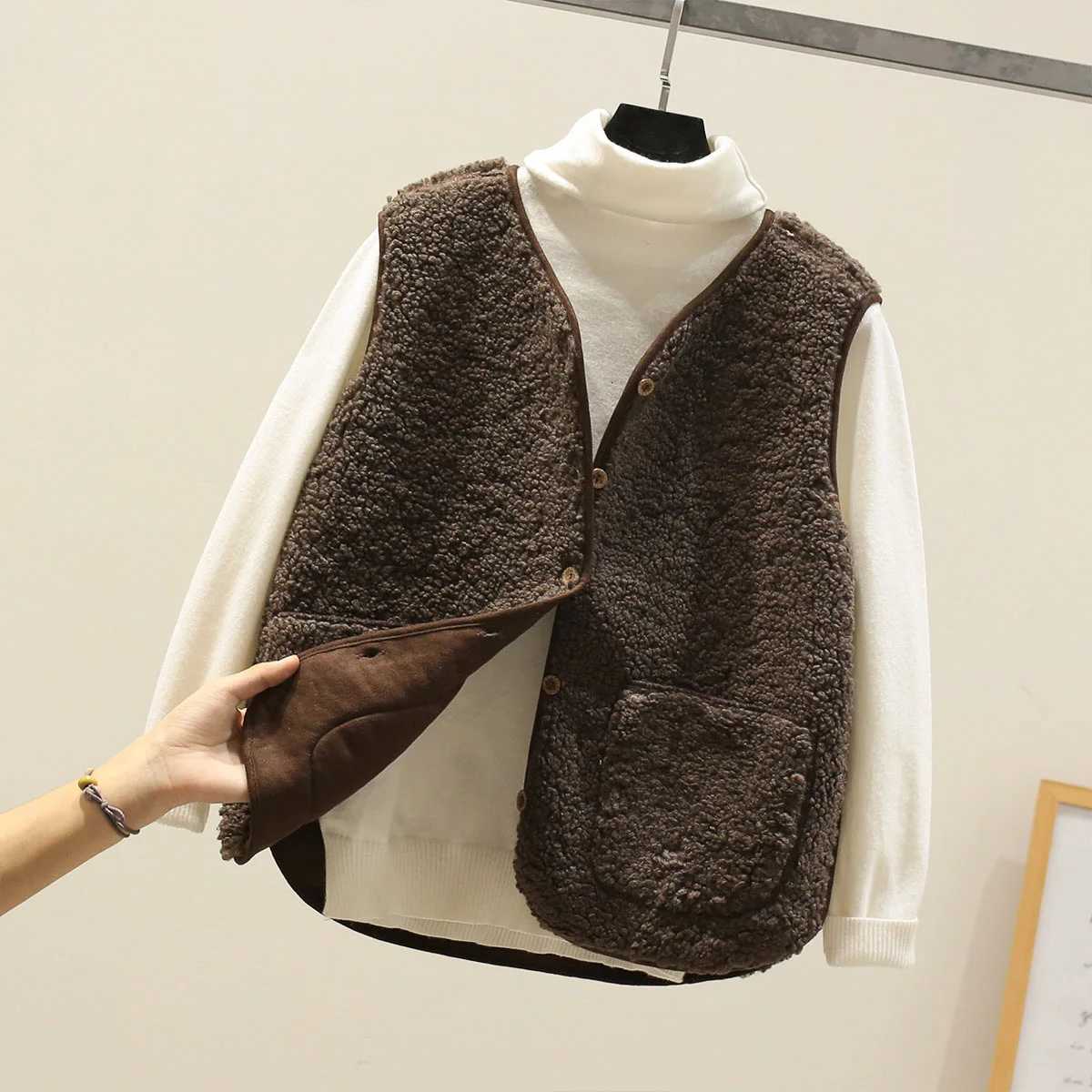 Korean Style Autumn Winter New Fashion Womens Solid Color V-neck Sleeveless Single-breasted Wool Jacket Female Vests ClothesT251129