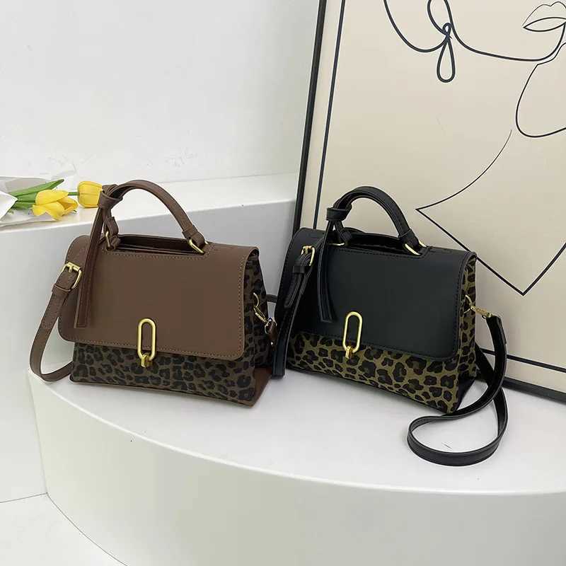 2025 Fashion Premium Leopard Print Womens Bag - Unique Retro Small Square Design Versatile Commuter Shoulder/Messenger Style K251128