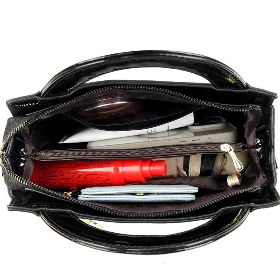 KAIDIFEINIROO Kangaroo Brand Alligator Pu Leather Shoulder Crossbody Bag Clutch Hand Bags for Mother Small Women Handbags New K251128