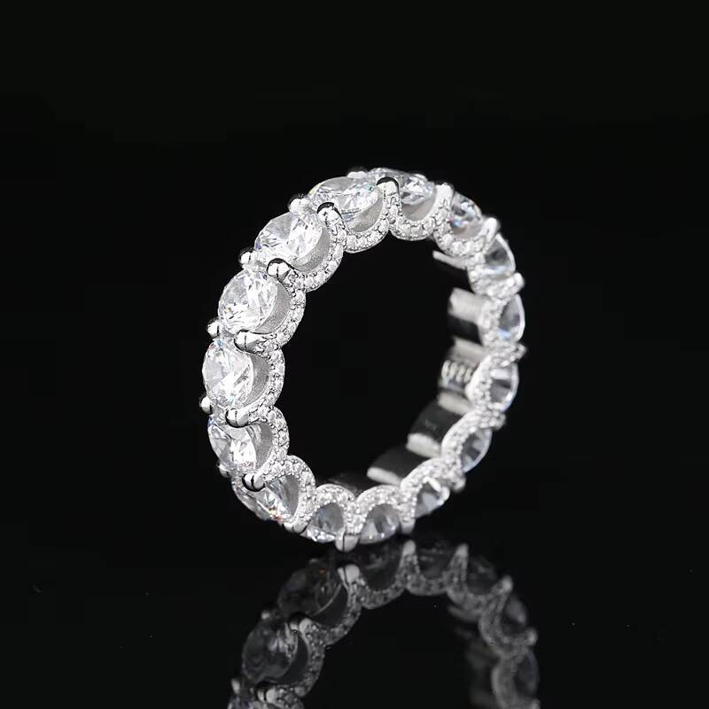 S925 Elegant and Unique Moissanite Middle Finger Engagement Ring Female Network Red Fashion Europe and America