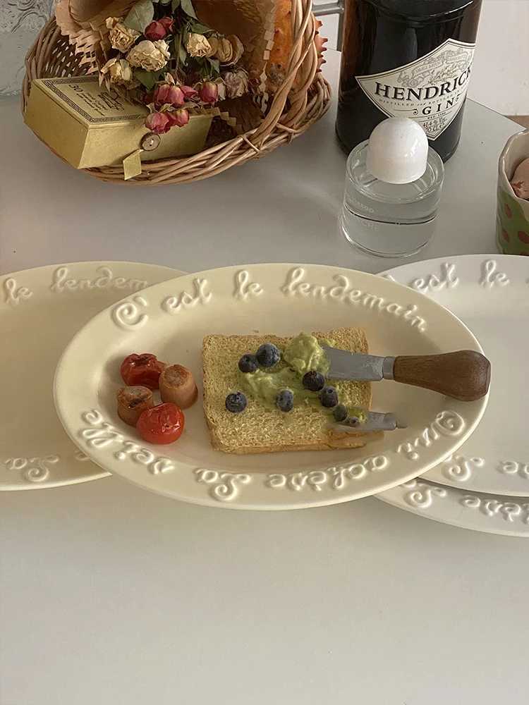 Luxury Korean Gentle Ceramic Dessert Plate Antique Letter Fruit Salad Plates Western Food Steak Afternoon Tea Cake Dishes Y251129