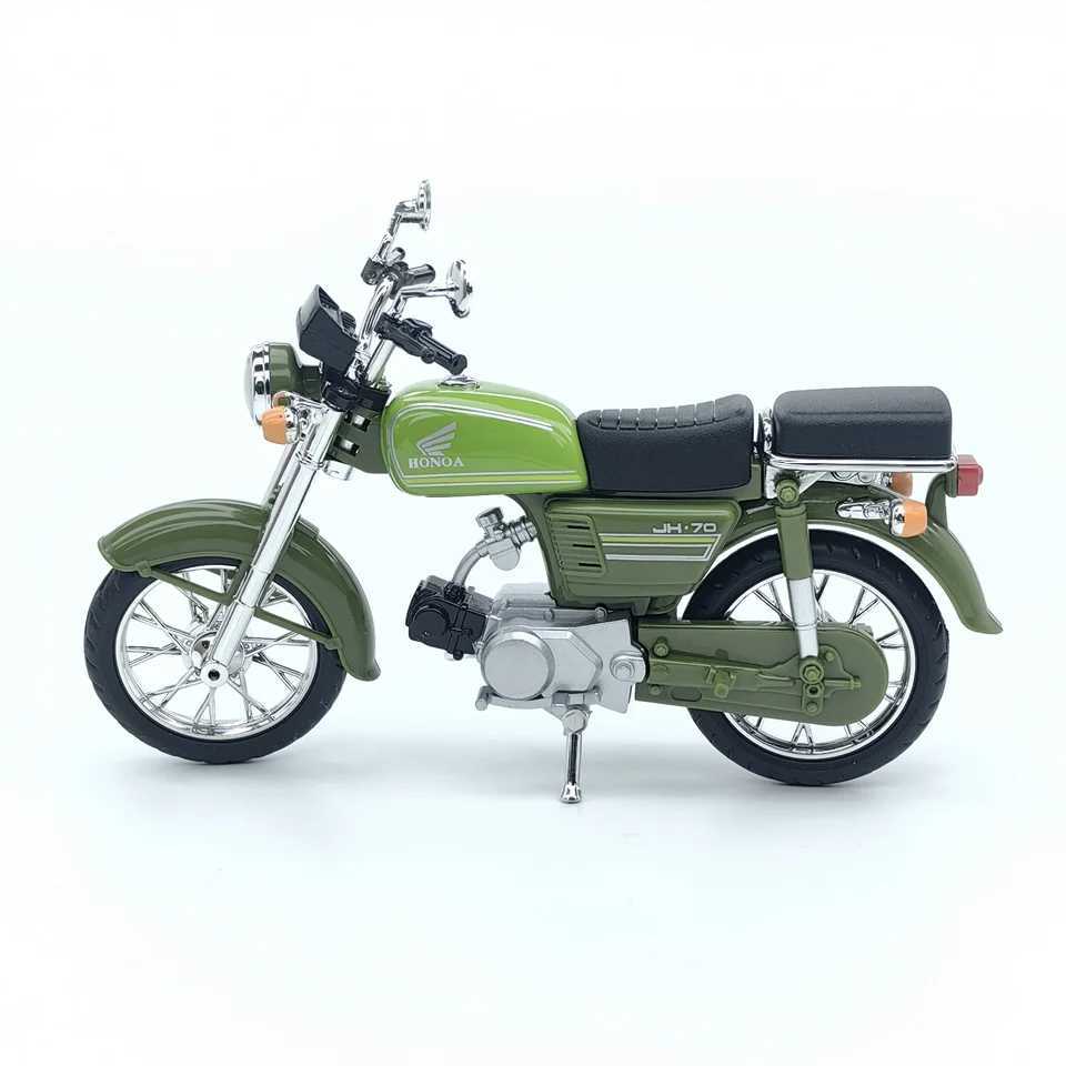 Childrens Alloy Car Motorcycle Toy Model Display Piece Gift for Boys Realistic Simulation Vehicle Collectible J251129