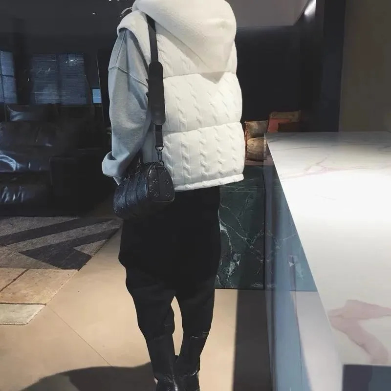 Clearance Sale Style Womens Clothing s Original Export Hooded Down Jackets Short Jackets Waistcoats and Cotton Outcoat 251129 - view 7