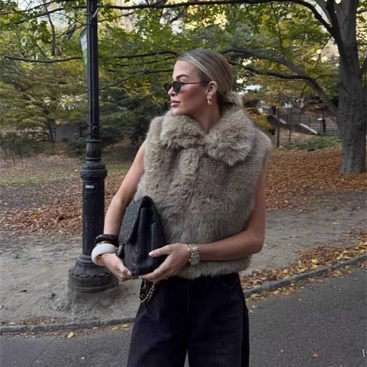 New In Faux Fur Vest For Women 2025 Autumn Winter Fashion Sleeveless Coat Lady Solid Casual Waistcoat Chic ClothesStreet RetroT251129