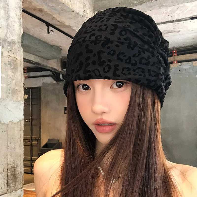 American Leopard Print Pullover Short Brim Stacking Hat Womens Spring and Summer Personality Big Head Thin Skull Beanie CapXJ251129