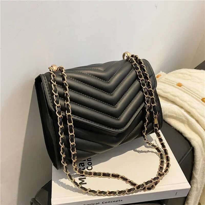 Single Shoulder Retro Small Square Handbag Women's Fashionable Simple Chain Crossbody Bag