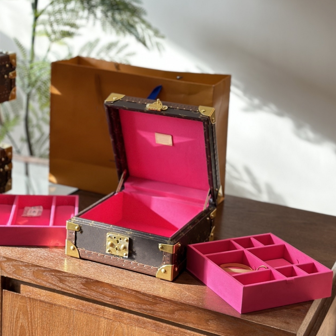 Case Suitcase womens designer women pouch stud earrings earring BOX travel accessory leather trimmings Necklace BOX Suitcase Hard box Jewels box000 z2505173K89