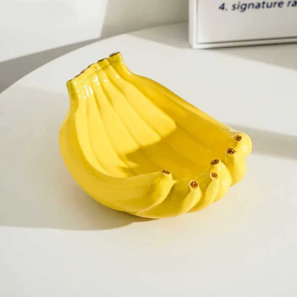 New Home Container Entrance Key Storage Banana Shaped Storage Tray Ceramic Fruit Tray Snack Tray Living Room Desktop Storage Y251129