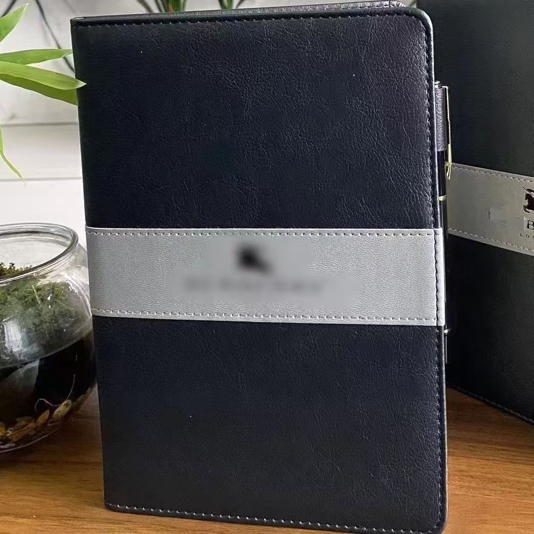 wholesale hot sell brand notebook plus signature pen Black / Leather Cover Agenda Handmade Note Book luxurs Periodical Diary Business Notebook A5