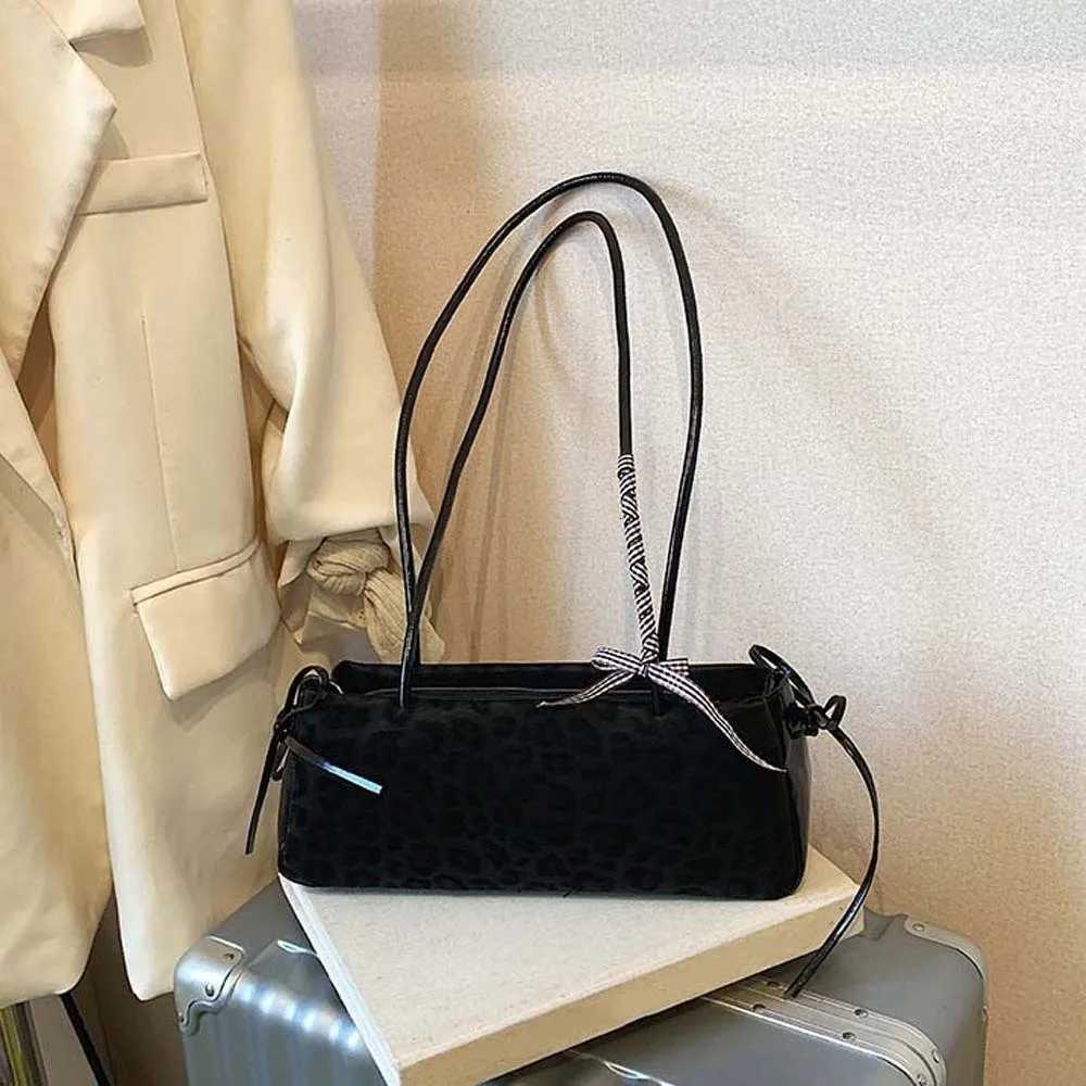 Sweet French Stick Handbag Bow Ribbon Large Capacity Leopard Print Underarm Bags Korean Style Waterproof PU Shoulder Bag Work K251128