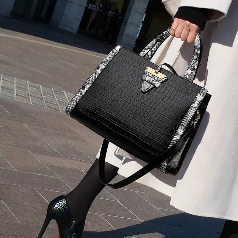 Luxury Vintage Crocodile Leather Women Tote Designer Handbags Luxury Quality Lady Shoulder Crossbody Bags Fringed Messenger Bag K251128