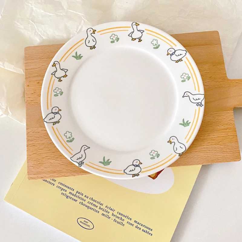 Luxury Cute Creative Porcelain Plate Korean Style Ins Cartoon Household Tableware Breakfast Toast Plates Ceramic Kitchen Supplies Y251129