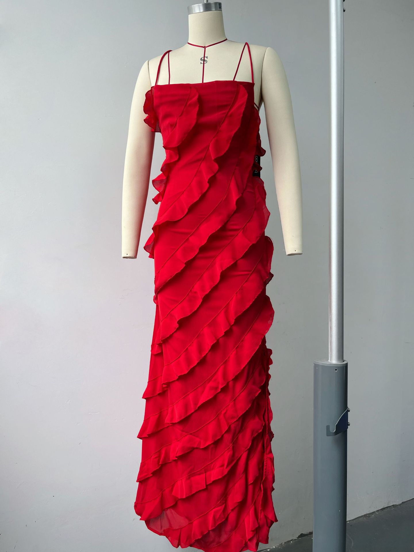 D1119New European and American style dress temperament ear-shaped suspender skirt slit one-shoulder dress