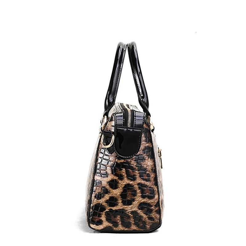 Aidrani Classic Leopard Pattern Genuine Leather Womens Bag Large Capacity Womens Handbag Cowhide One Shoulder Crossbody Bag K251128