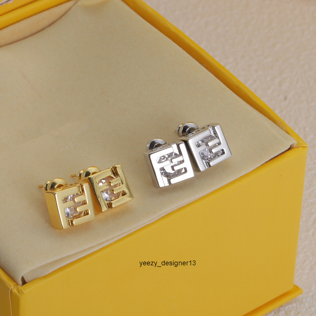designer earrings stud luxury jewelry for men women gold silver woman 24 new simple versatile commuting fashion studs brass material 925 need fendi fendi 75EU