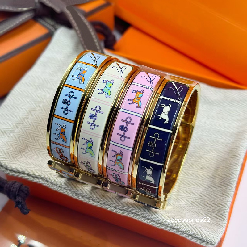 Charm Bracelets Cuff Fashion brand bracelet classic 12mm enamel pattern 18k gold bracelet couple stainless steel designer bracelet for men and women