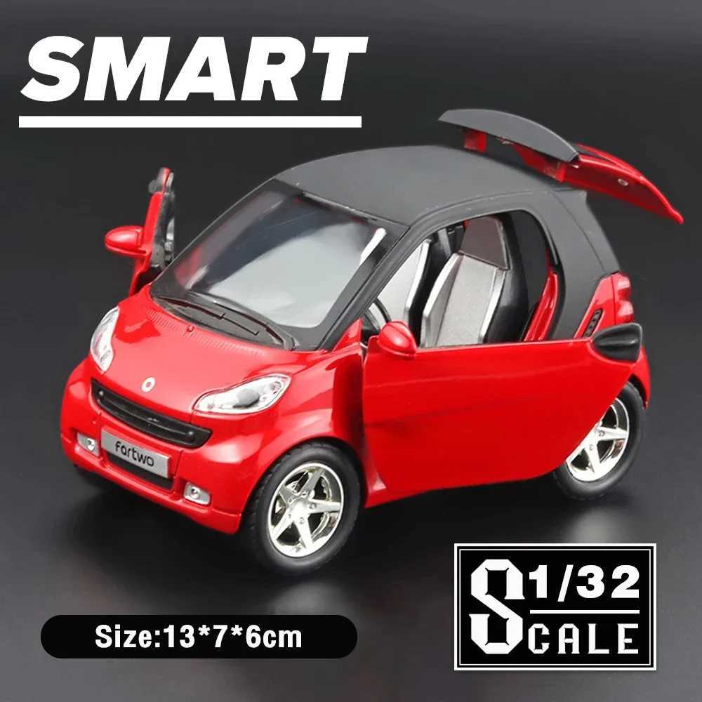 1/32 Scale SMART Metal Toy Alloy Diecast Car Model Simulation Vehicle Sound And Light Pull Back Toys For Boy Birthday Gifts J251129