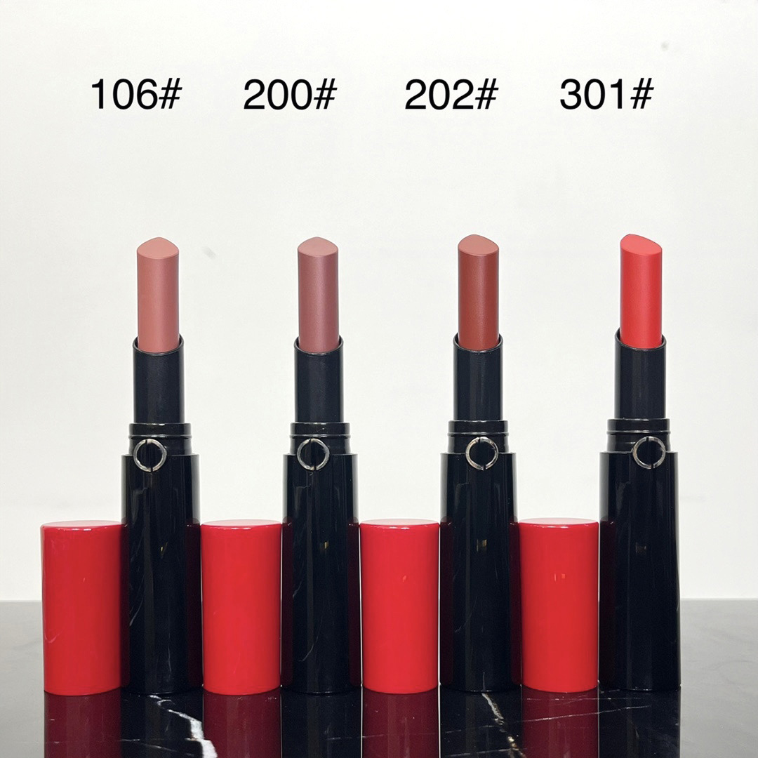 New Designer Red Black Fine Tube Matte Lipstick Lip Power Longwear Vivid Color Lipstick Rouge Sexy Matte Lipstick Waterproof Long Lasting Velvet Contour