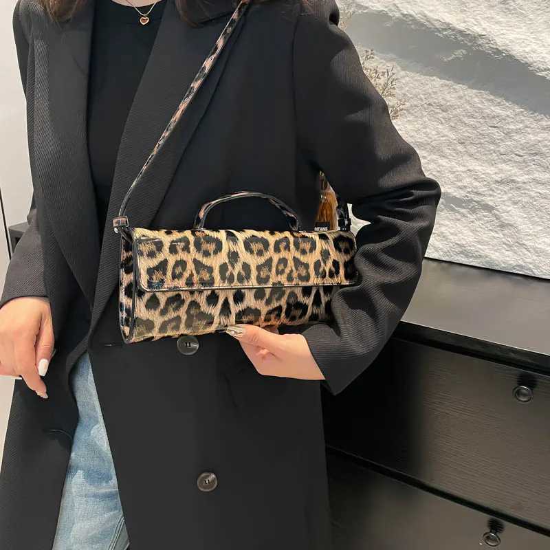 Leopard Print Handbag Womens Shoulder Bag Flap Pu Leather Crossbody Bags Lady 2025 Spring Small Tote Versatile Messenger Bags K251128