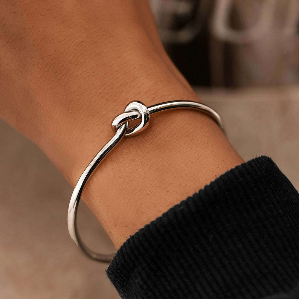 Elegant and Fade Resistant Gold Finish Ti Steel Bangle with Interwoven Pattern Suitable For Timepieces