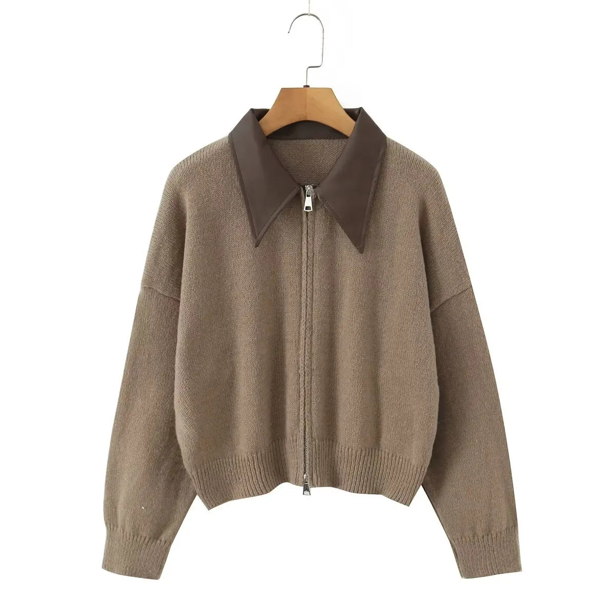 DiYiG WOMAN winter fashion leather collar stitching knitted cardigan vintage long sleeve zipper sweater Mujer 251128