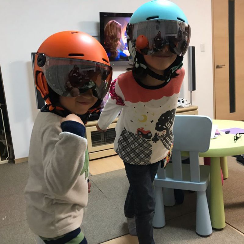 Universal Ski Helmet and Goggles Combo for Adults and Children Men and Women Single and Double Board Ski Helmet with Integrated Goggles