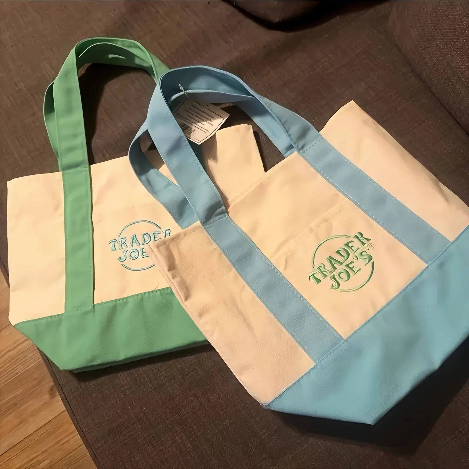 Trader JoeS WomenS Floral Tote Bag Stylish Spacious Beach Perfect For Summer Vacations Shopping Casual Outings 251129