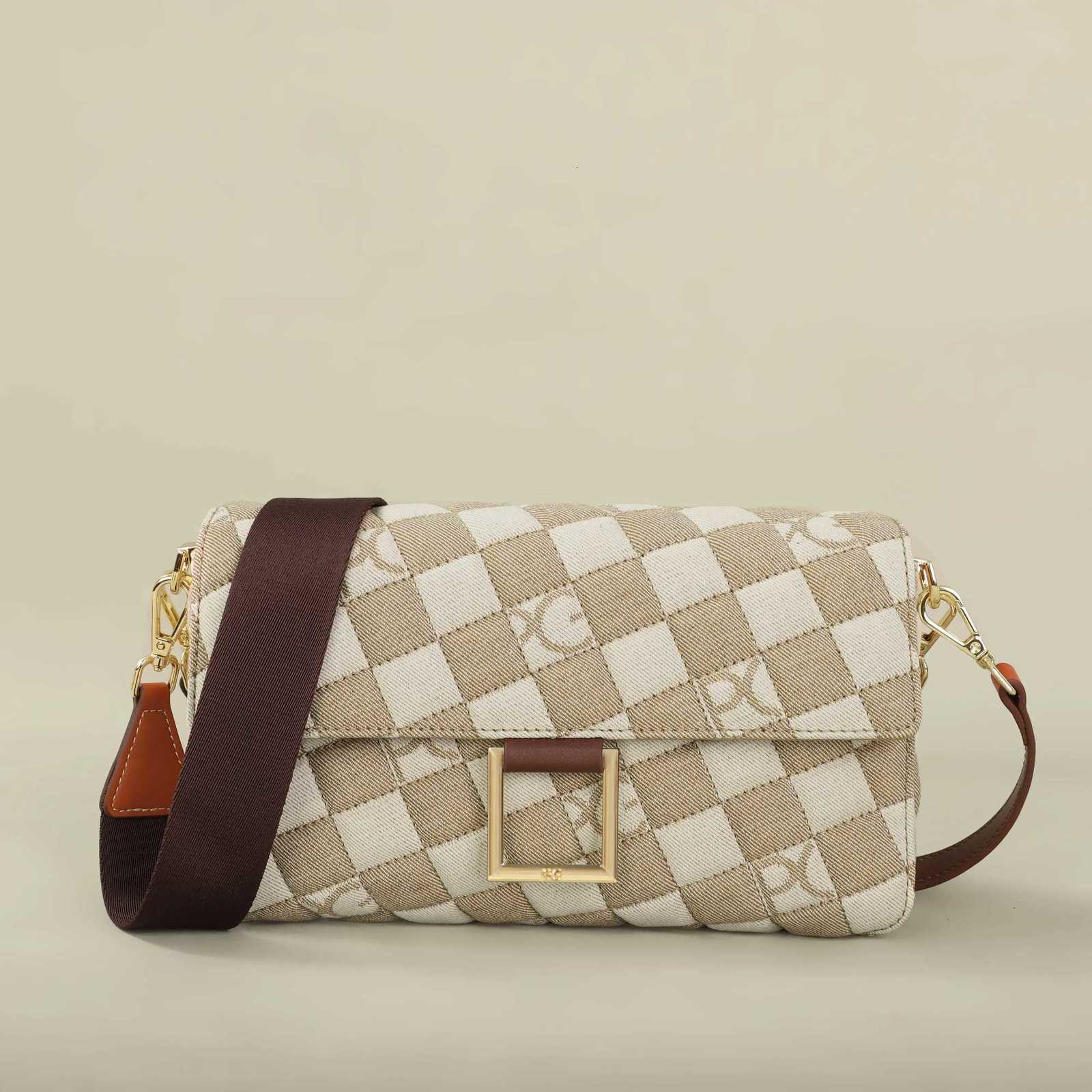 PG Womens Bag 2025 autumn and winter fashion Handbags Designer Ladies Fashion Versatile Crossbody Bag For Woman H251128