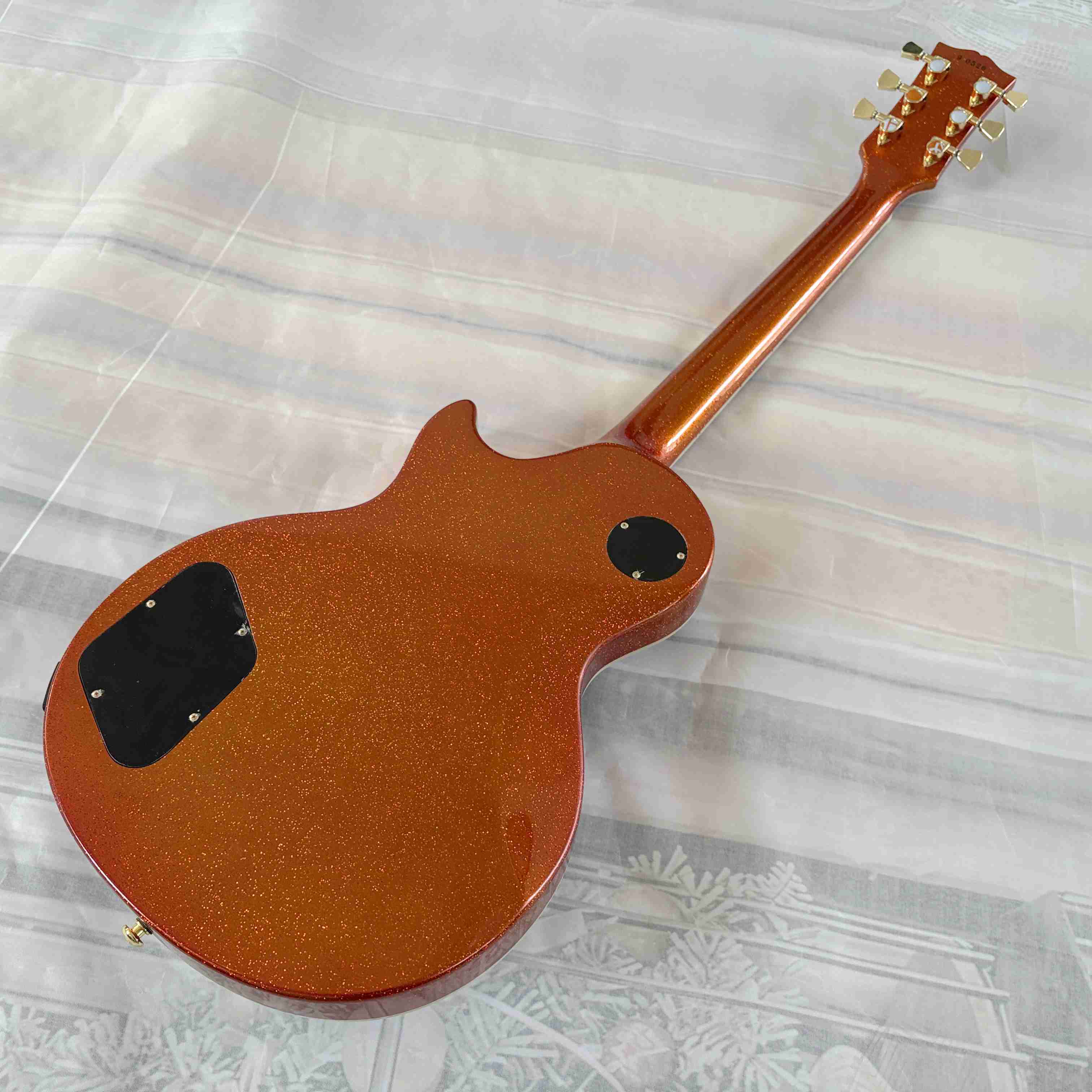 IN STOCK cool tiger-patterned electric guitar HH pickup Gold hardware 22 frets mahogany body rosewood fingerboard Real photos