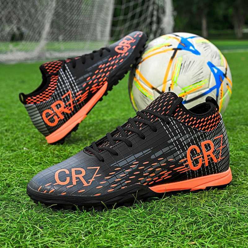 2025 New Men Soccer Shoes Unisex Drop Shipping Football Boots Breathable Sports Cleats Professional Outdoor Ultralight Non-slip J251129