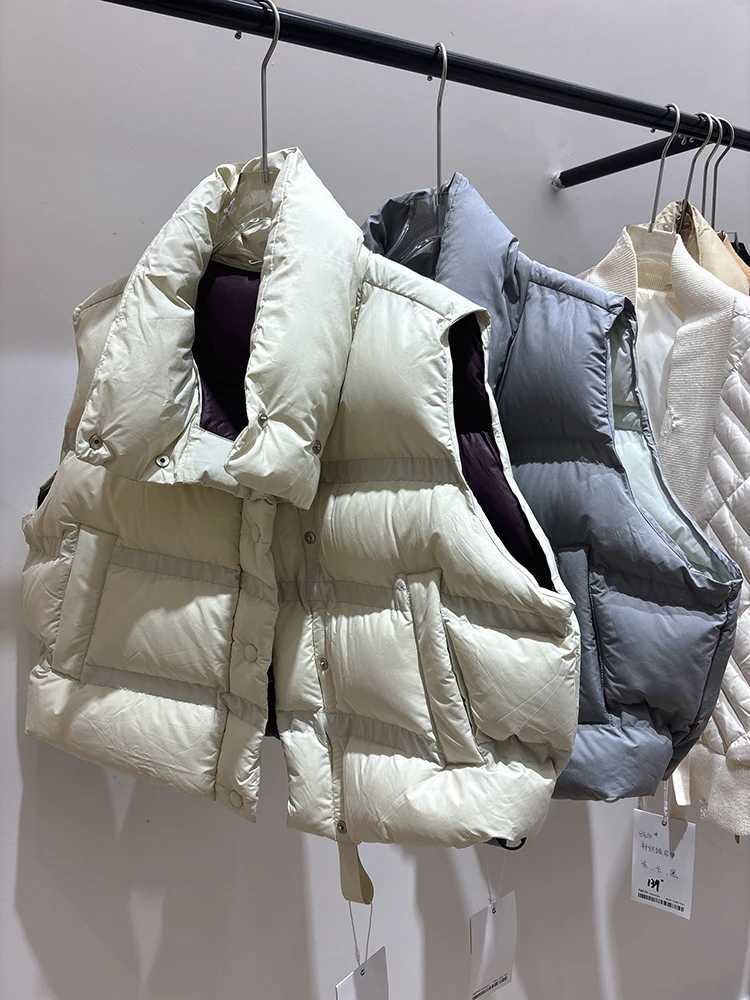 Autumn Winter Stand Collar Puff Solid Down Vest Female Single Breasted Waistcoat Outwears Women White Duck Down Sleeveless VestT251129