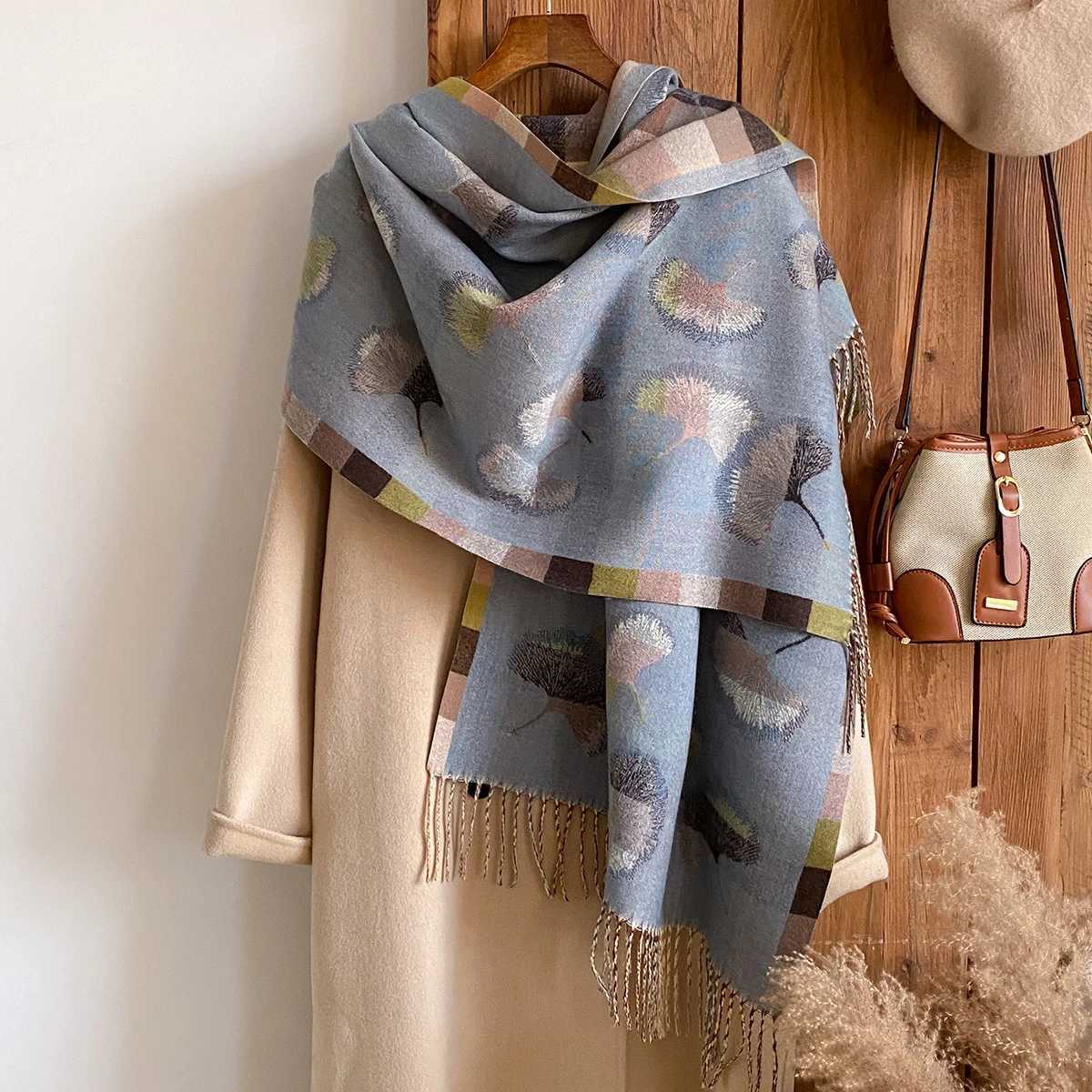New Brand Elegance Double-sided Print Scarf Soft Warm Long Tassel Shawl Autumn and Winter Coldproof Windproof BlanketJ251129