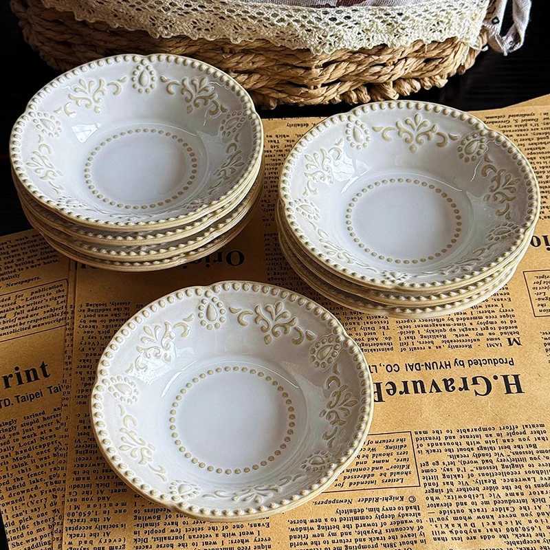Luxury French Ceramic Dish Retro Restaurant Dipping Dishs Exquisite Household Kitchen Tableware European Dessert Round Plates Y251129