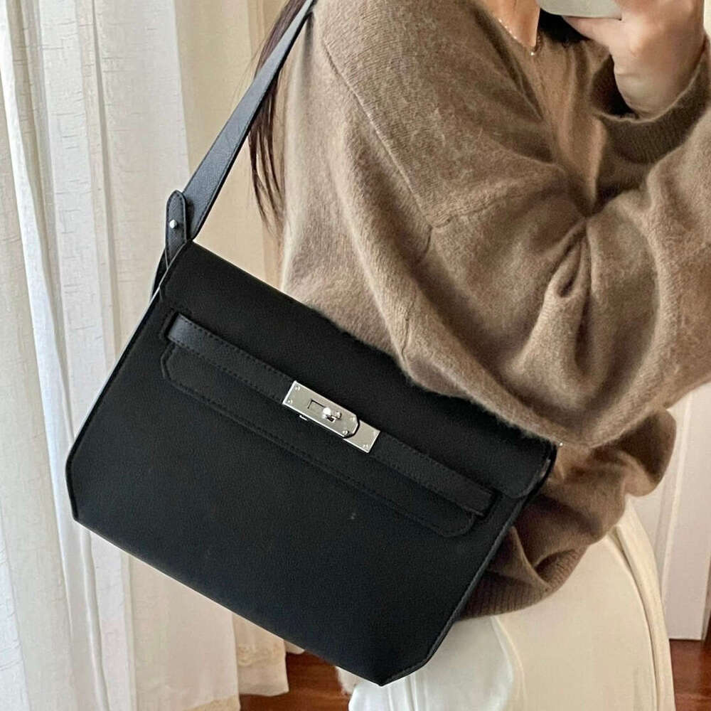 Depeohes Kelly hand-held briefcase, leather shoulder armpit bag, unisex crossbody messenger bag