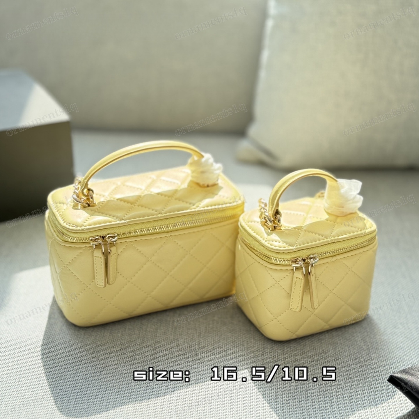 igner Vanity Bag with Mirror Cosmetic Bags with Chain Strap Crossbody Bag High Quality Leather Bag Womens Make Makeup bag Up C Small Handbag Mini Make
