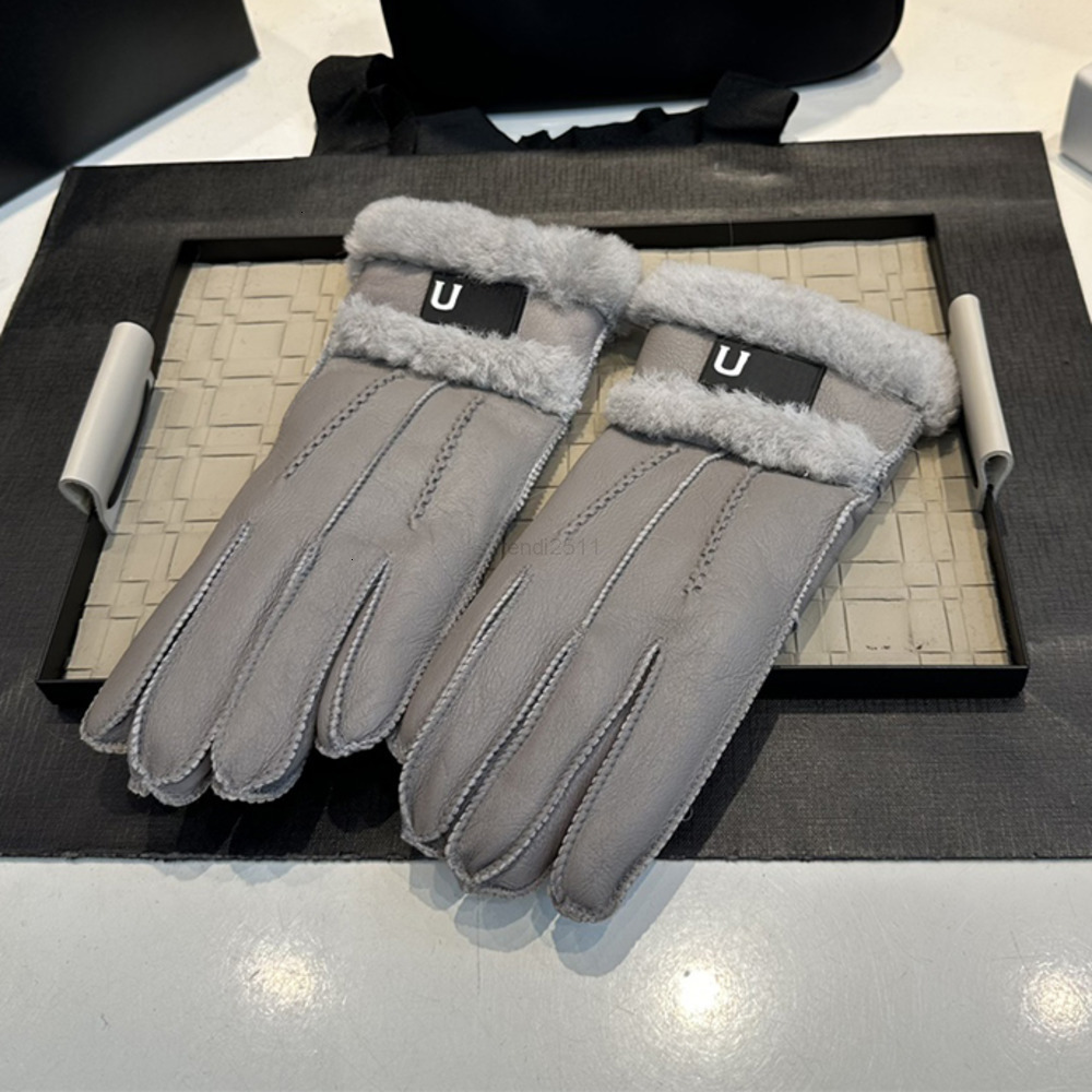 Five Fingers Gloves Five Fingers Designer Autumn And For Warmth Luxury Men Women Thick Leather HighEnd Gloves Winter