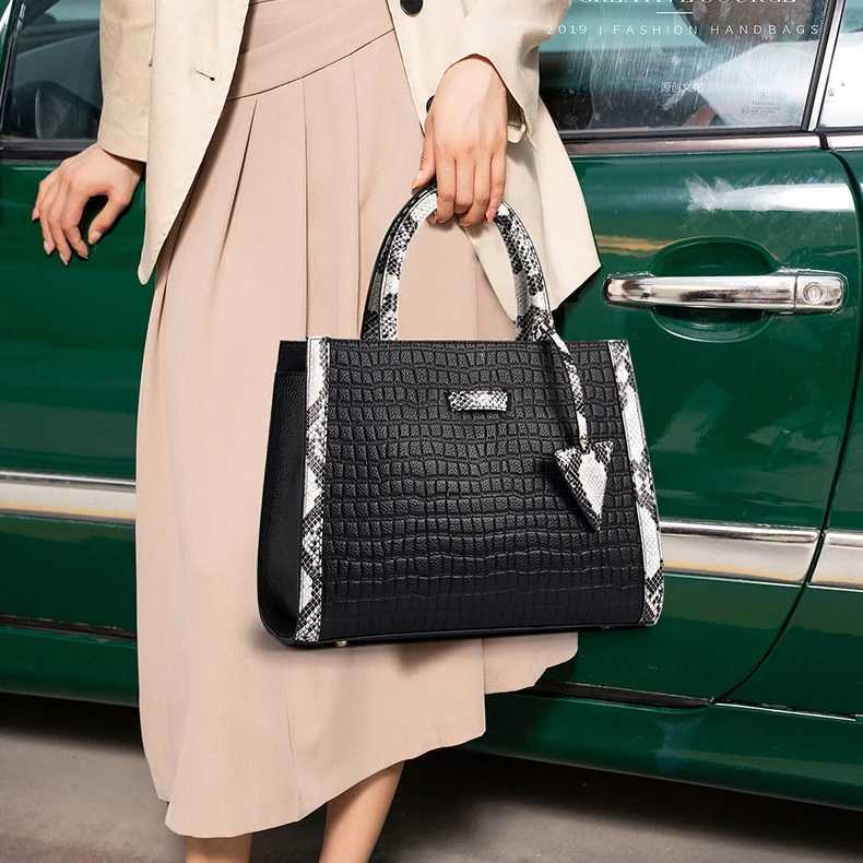 Aidrani New Womens Black Handbag Cowhide material with Stone Pattern Fashionable Elegant and Large Capacity K251128