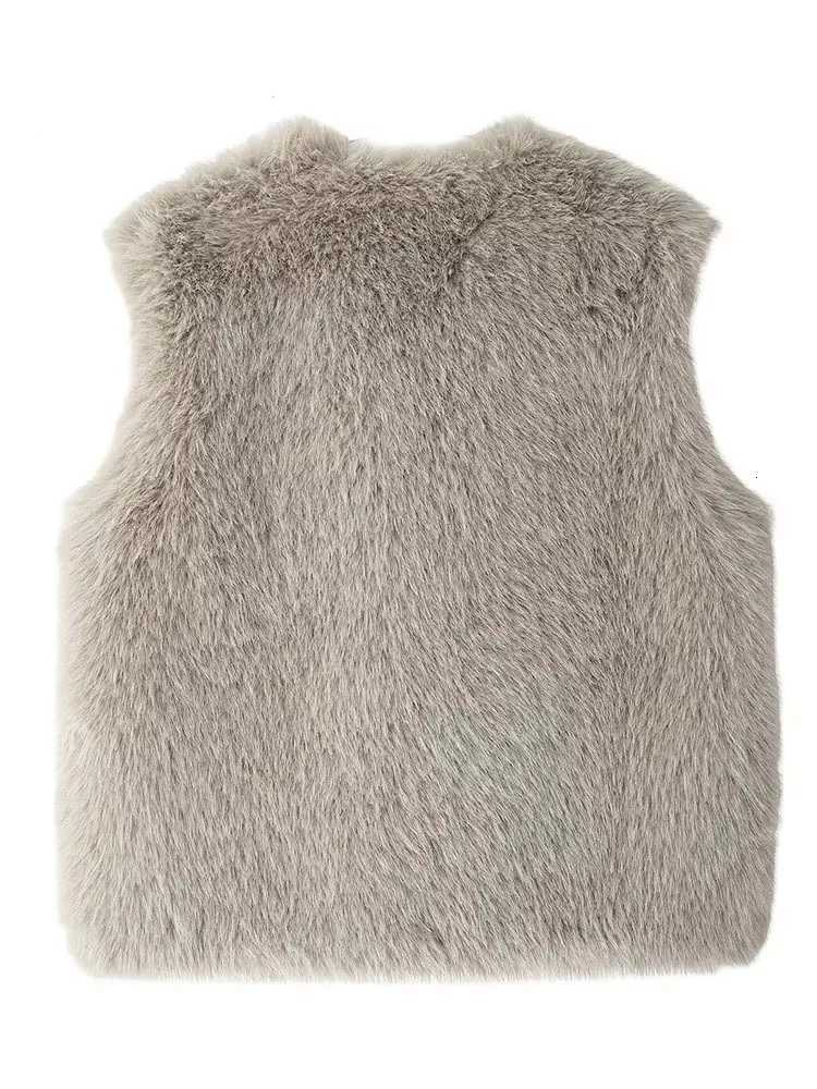 2025 Faux Fur Vests For Women New Fashion Fluffy Sleeveless Jackets Female Vest Loose Winter Warm Streetwear Waiscoat TopsT251129