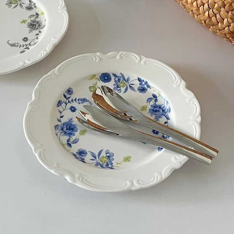 Luxury French Floral Serving Plate Vintage Ceramic Household Dishs High-end Breakfast Tray Exquisite Dessert Western Dish Plates Y251129